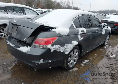 2009 Honda Accord 2.4 Ex-L from USA, damaged, VIN 1HGCP26889A031247